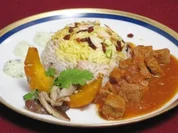 Gulasch à la Christine mit Reis aus 1001 Nacht, dazu gegrilltes Gemüse - Rezept