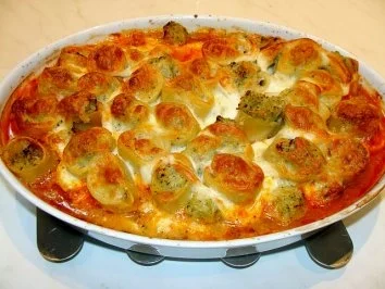 Rezept: Paccheri mit Blumenkohl-Broccoli-Füllung Paccheri mit Blumenkohl-Broccoli-Füllung - Rezept