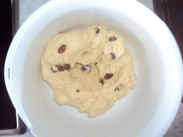 Rezept: Rosinenbrötchen Bild Nr. 2 Rosinenbrötchen - Rezept - Bild Nr. 2
