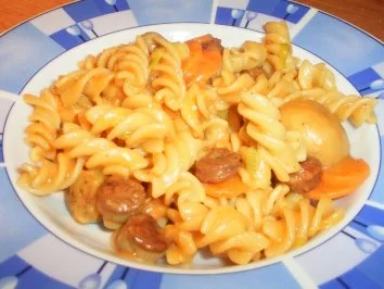 Rezept: Ela's Nudelpfanne Ela's Nudelpfanne - Rezept