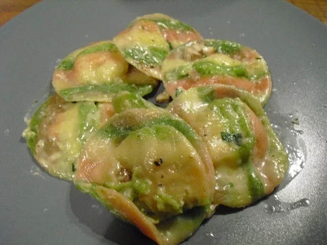 Rezept: 3-Farbige Ravioli mit Ricotta-Füllung Bild Nr. 9 3-Farbige Ravioli mit Ricotta-Füllung - Rezept - Bild Nr. 9