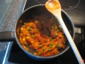 Djuvec-Reis Vegetarisch - roter Gemüsereis - Rezept - Bild Nr. 6