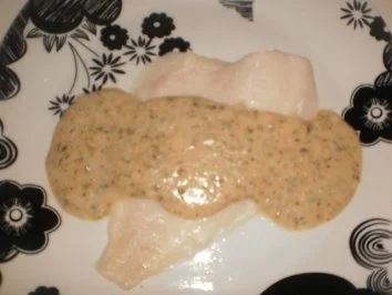 Fischfilet mit Pinienkernsauce - Rezept - Bild Nr. 2