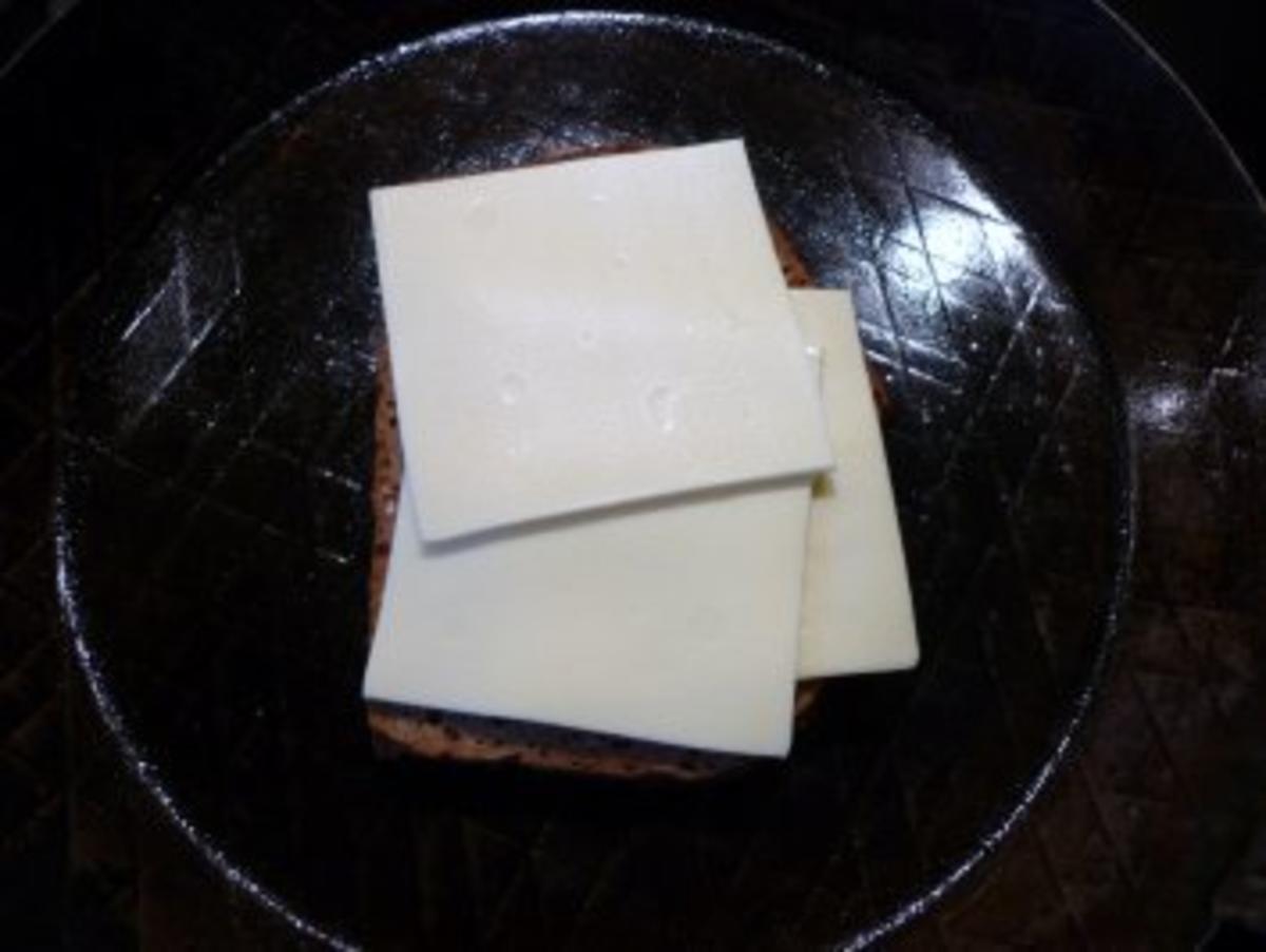 Schnelles Käsesandwich aus der Pfanne - Rezept - Bild Nr. 4