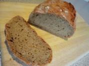 Roggen Brot mit Rote Bete Saft - Rezept
