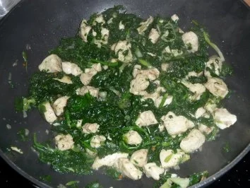 Rezept: Pasta tricolore mit Spinat Bild Nr. 4 Pasta tricolore mit Spinat - Rezept - Bild Nr. 4