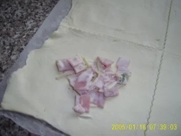 Rezept: gefüllte Blätterteig-Höhrnchen Bild Nr. 3 gefüllte Blätterteig-Höhrnchen - Rezept - Bild Nr. 3