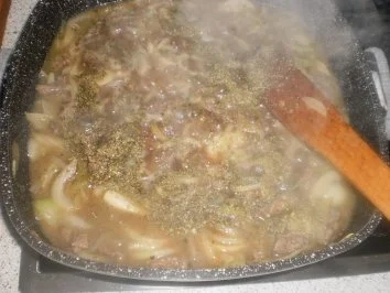 Majoranfleisch mit Bandnudeln - Rezept - Bild Nr. 7