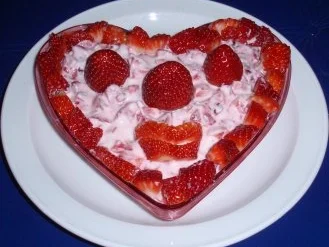 *Smiley-Dessert* Erdbeeren mit Quark - Rezept