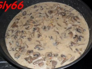 Rezept: Fleischgerichte:Beinschinken mit Champignon-Soße Bild Nr. 12 Fleischgerichte:Beinschinken mit Champignon-Soße - Rezept - Bild Nr. 12