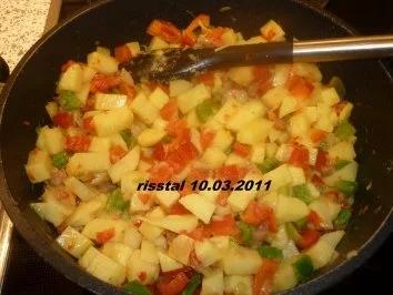Rezept: Kartoffelgulasch Bild Nr. 5 Kartoffelgulasch - Rezept - Bild Nr. 5