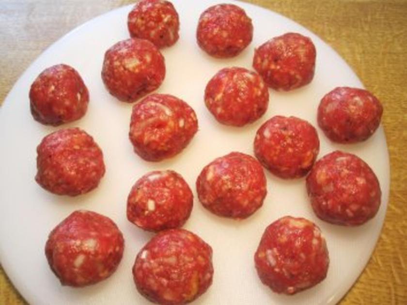 Hackbällchen &amp;quot;mini&amp;quot; - schön klein und rund ... - Rezept - kochbar.de