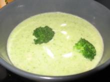 Schnelle Broccolicremesuppe - Rezept