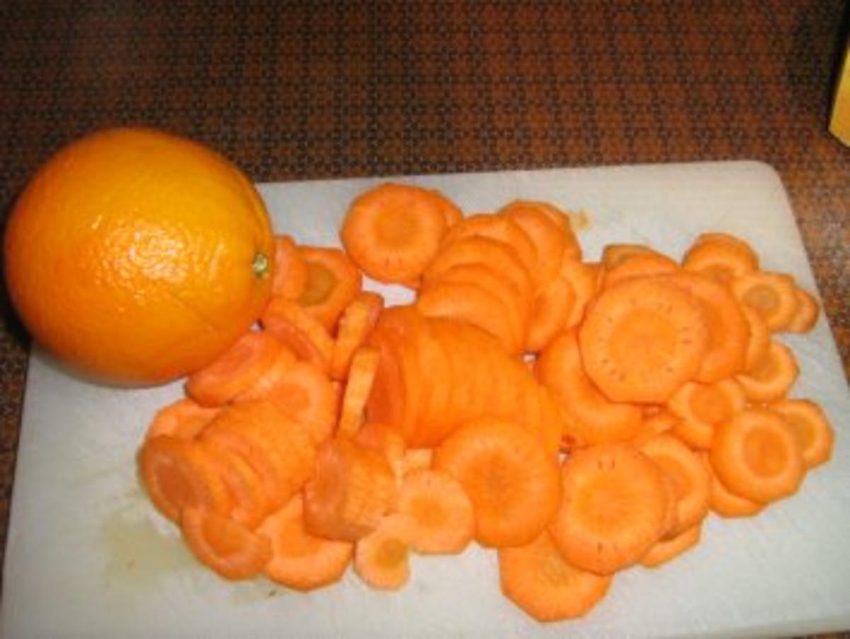 Karotten-Kohlrabi-Salat mit einenm Orangen-Dressing - Rezept - Bild Nr. 2