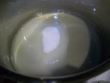 Rezept: Saftigsaurer Zitronenkuchen Bild Nr. 5 Saftigsaurer Zitronenkuchen - Rezept - Bild Nr. 5