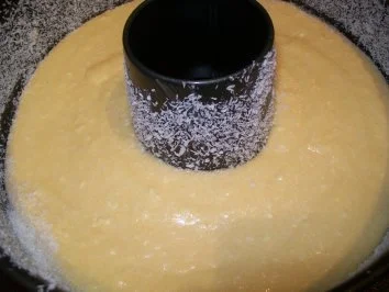 Rezept: Saftigsaurer Zitronenkuchen Bild Nr. 4 Saftigsaurer Zitronenkuchen - Rezept - Bild Nr. 4