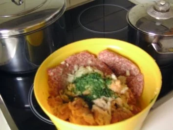 Königsberger- Klopße in Kapernsosse - Rezept - Bild Nr. 2