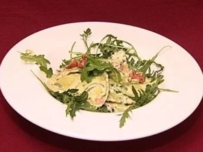 Mezzelune alla Rucola an Trüffelsahnesoße (Katy Karrenbauer) - Rezept
