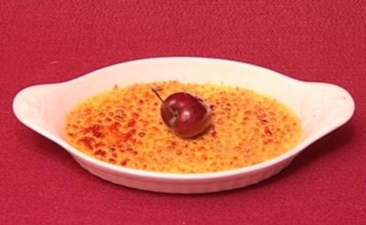 Bayrische Crème mit Eiswein flambiert (Indira Weis) - Rezept