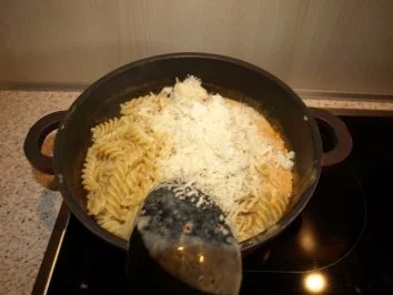 Rezept: Nudelauflauf Sahne-Chili Bild Nr. 6 Nudelauflauf Sahne-Chili - Rezept - Bild Nr. 6