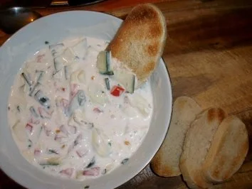 Zucchini-Tzaziki-Tomaten-Dip - Rezept