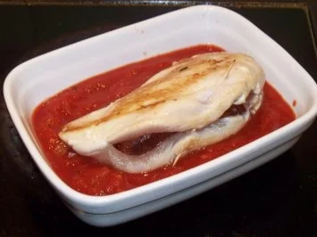 Hähnchenbrust mit Chorizofüllung auf Tomatensauce - Rezept - Bild Nr. 2