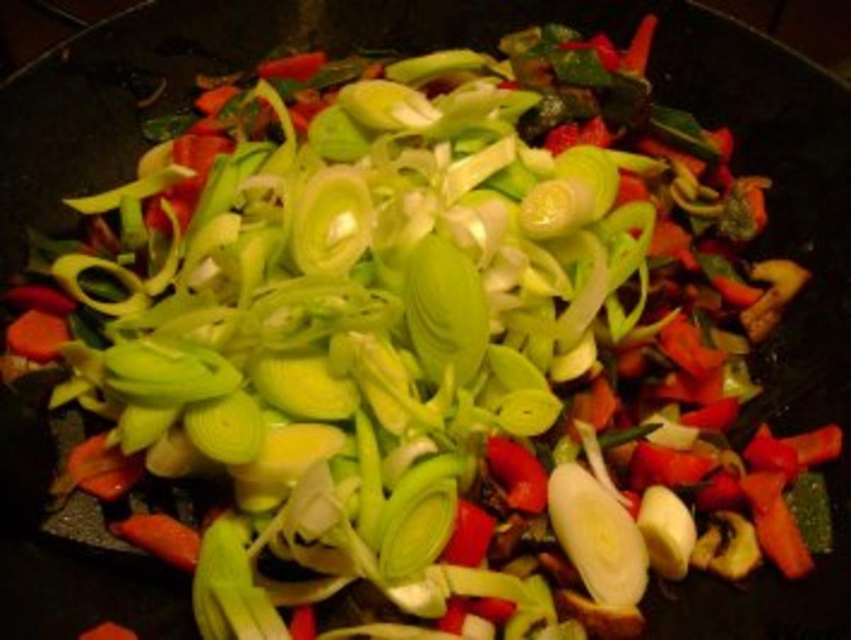 Wok: Garnelen-Fisch Curry mit Gemüse - Rezept - Bild Nr. 2