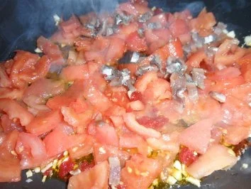 Rezept: Pasta alla Puttanesca Bild Nr. 9 Pasta alla Puttanesca - Rezept - Bild Nr. 9