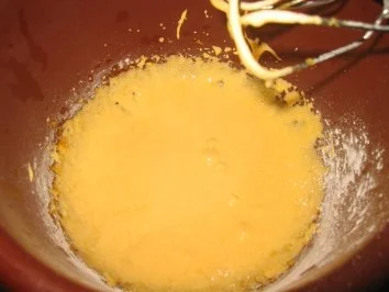 Rezept: Backwaren: Pfirsichkuchen mit Überzug Bild Nr. 7 Backwaren: Pfirsichkuchen mit Überzug - Rezept - Bild Nr. 7