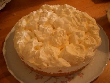 Rezept: Mandarinentorte "Wolke 7" Mandarinentorte "Wolke 7" - Rezept