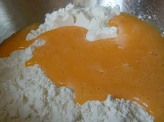 Spaghetti mit Räucherlachs und Zitronenpesto - Rezept - Bild Nr. 2