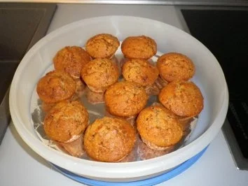 Krokant - Marzipan - Muffins - Rezept