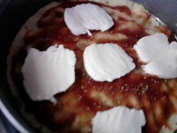 Rezept: Kloßteig-Pizza Bild Nr. 4 Kloßteig-Pizza - Rezept - Bild Nr. 4