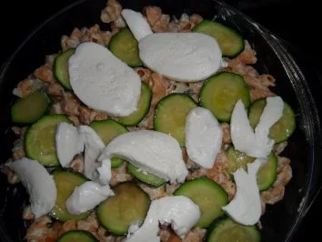 Pasta-Käse-Auflauf mit Zucchini und Mozzarella - Rezept - Bild Nr. 15