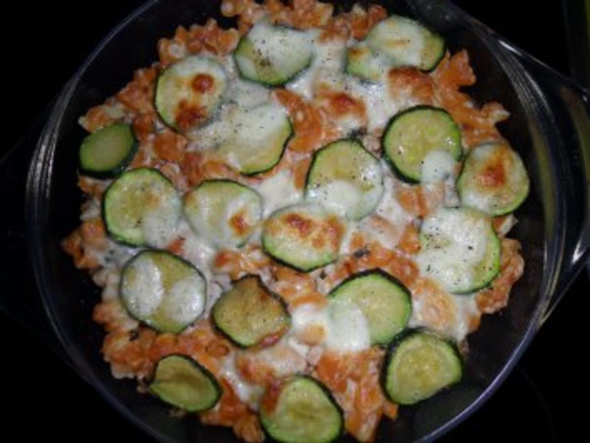 Pasta-Käse-Auflauf mit Zucchini und Mozzarella - Rezept - Bild Nr. 16