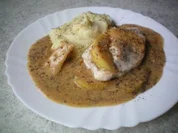 Putenschnitzel mit Apfel-Thymian-Sauce - Rezept