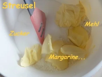 Hefe:    APRIKOSEN-BLECHKUCHEN mit  Butterstreusel - Rezept - Bild Nr. 7