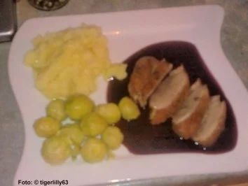 Rezept: Entenbrust mit Holundersauce Entenbrust mit Holundersauce - Rezept