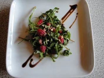 Rucola mit beschwipsten Himbeeren - Rezept - Bild Nr. 4