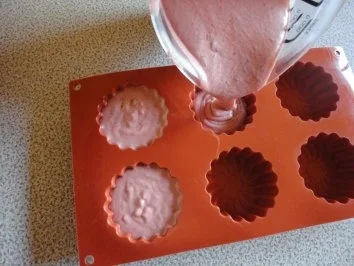 Rezept: Zwetschgen-Sahne-Creme im Filokörbchen an Pflaumenwein Sauce Bild Nr. 9 Zwetschgen-Sahne-Creme im Filokörbchen an Pflaumenwein Sauce - Rezept - Bild Nr. 9