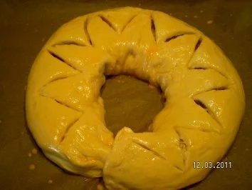 Hefekranz gefüllt - Rezept - Bild Nr. 5