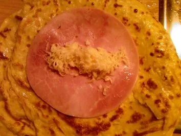 Rezept: Aufläufe/ Überbackenes: Käse- Schinken- Crepes Bild Nr. 3 Aufläufe/ Überbackenes: Käse- Schinken- Crepes - Rezept - Bild Nr. 3