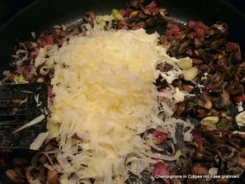Champignons in Crêpes mit Käse gratiniert - Rezept - Bild Nr. 5