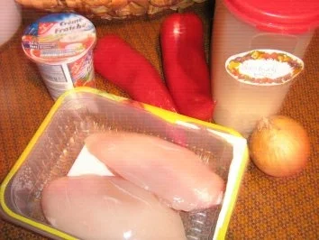 Rezept: Hähnchenbrüstchen in Paprikasahne an Basmatireis Bild Nr. 3 Hähnchenbrüstchen in Paprikasahne an Basmatireis - Rezept - Bild Nr. 3