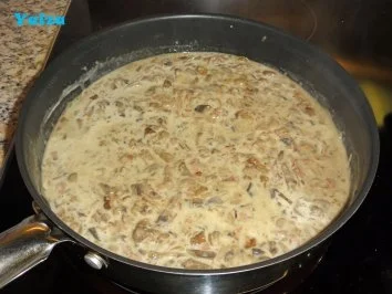 Rezept: Tagliolini in Champignon-Schinkensahne Bild Nr. 5 Tagliolini in Champignon-Schinkensahne - Rezept - Bild Nr. 5