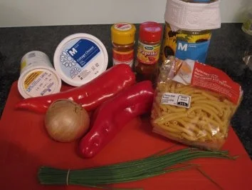 Makkaroni mit Paprika-Hüttenkäse-Sauce - Rezept - Bild Nr. 2