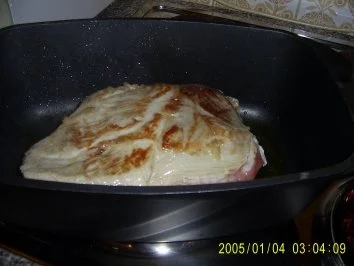 Schweinsbraten in einer Champignon-Rotwein-Soße - Rezept - Bild Nr. 2