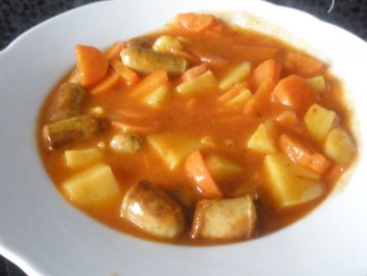 Blitzgulasch mit Würstchen &amp; Gemüse - Rezept - kochbar.de