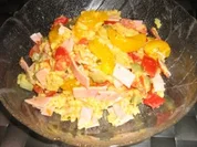 Rezept: Reissalat mit Schinken, Salami und Mandarinen Reissalat mit Schinken, Salami und Mandarinen - Rezept