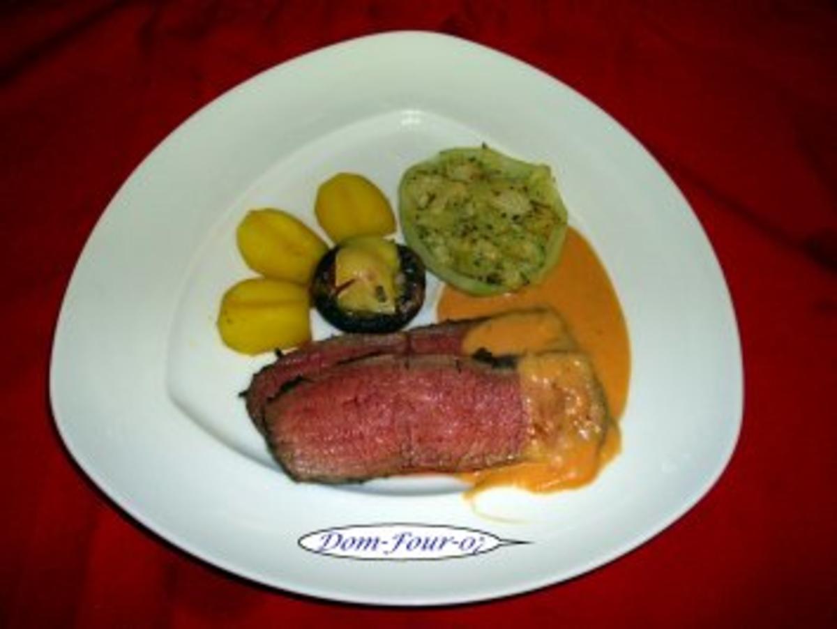 Bilder für Roastbeef mariniert mit Thymian, bunten Pfeffer Öl ,Knobi ,Zwiebeln und Senf - Rezept